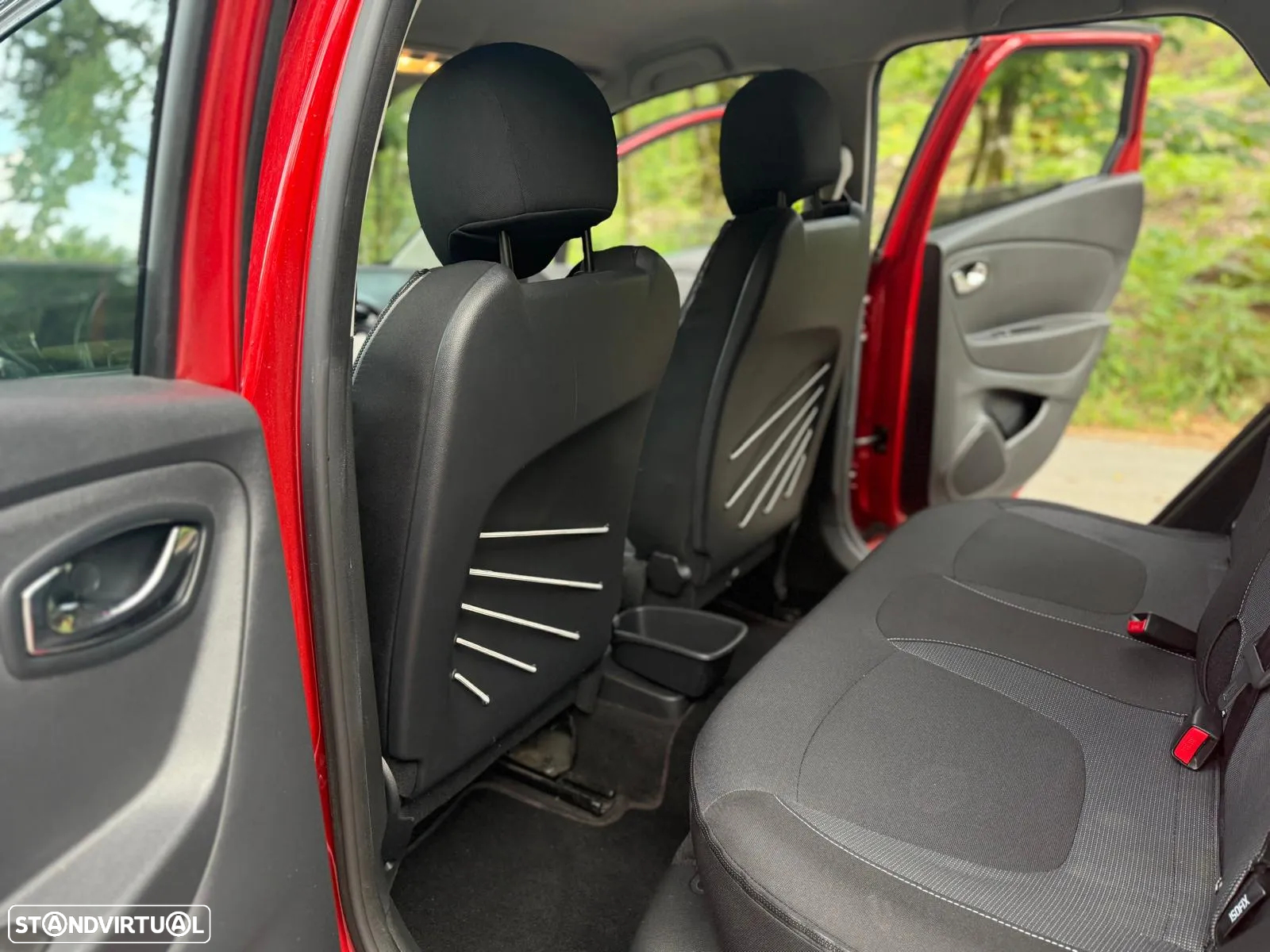Renault Captur 1.5 dCi Zen - 23