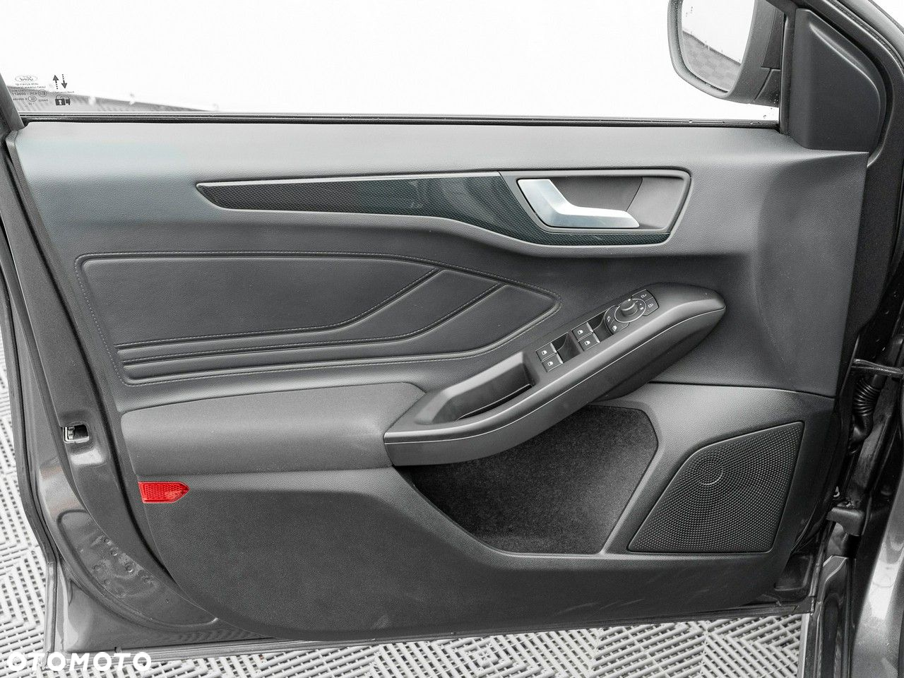 Ford Focus - 13