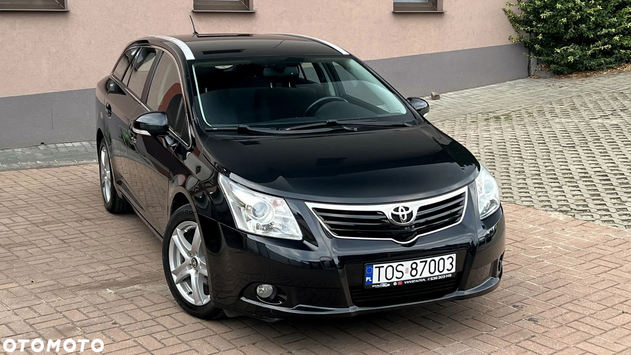 Toyota Avensis Combi 2.0 D-4D - 10