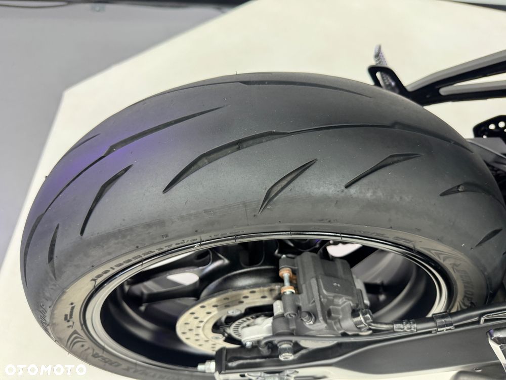 Yamaha MT - 12