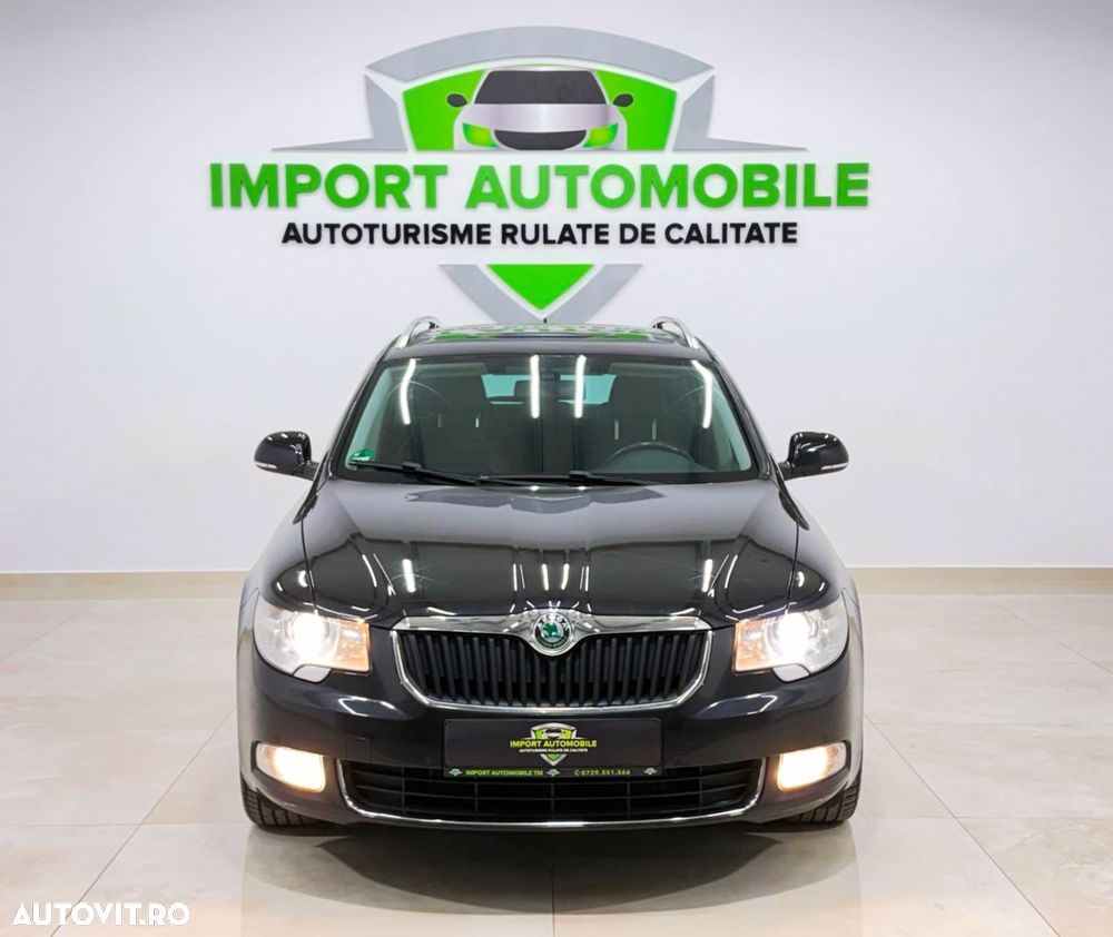 Skoda Superb Combi 2.0 TDI 4x4 DSG Exclusive - 2