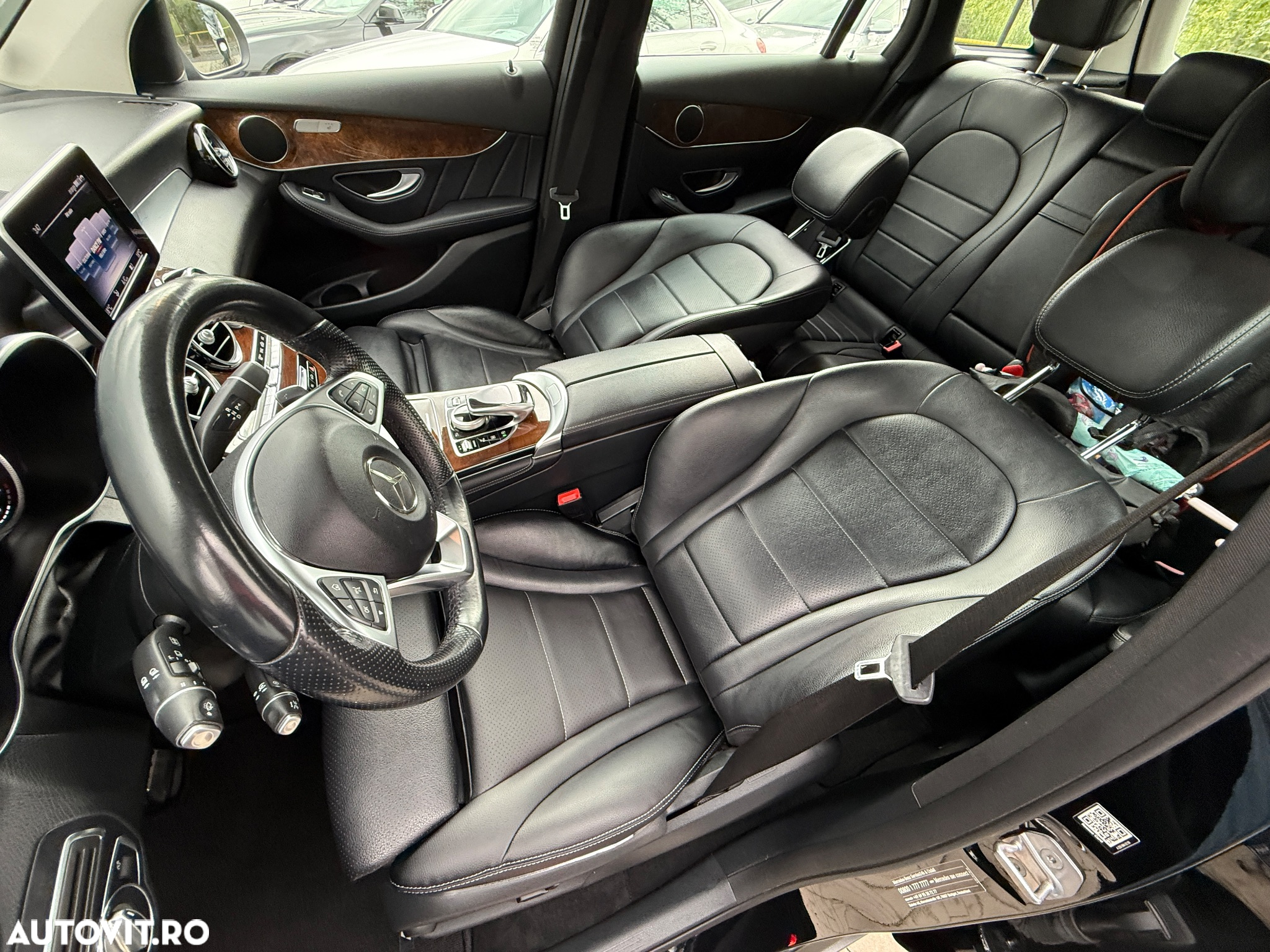 Mercedes-Benz GLC 220 d 4MATIC - 25