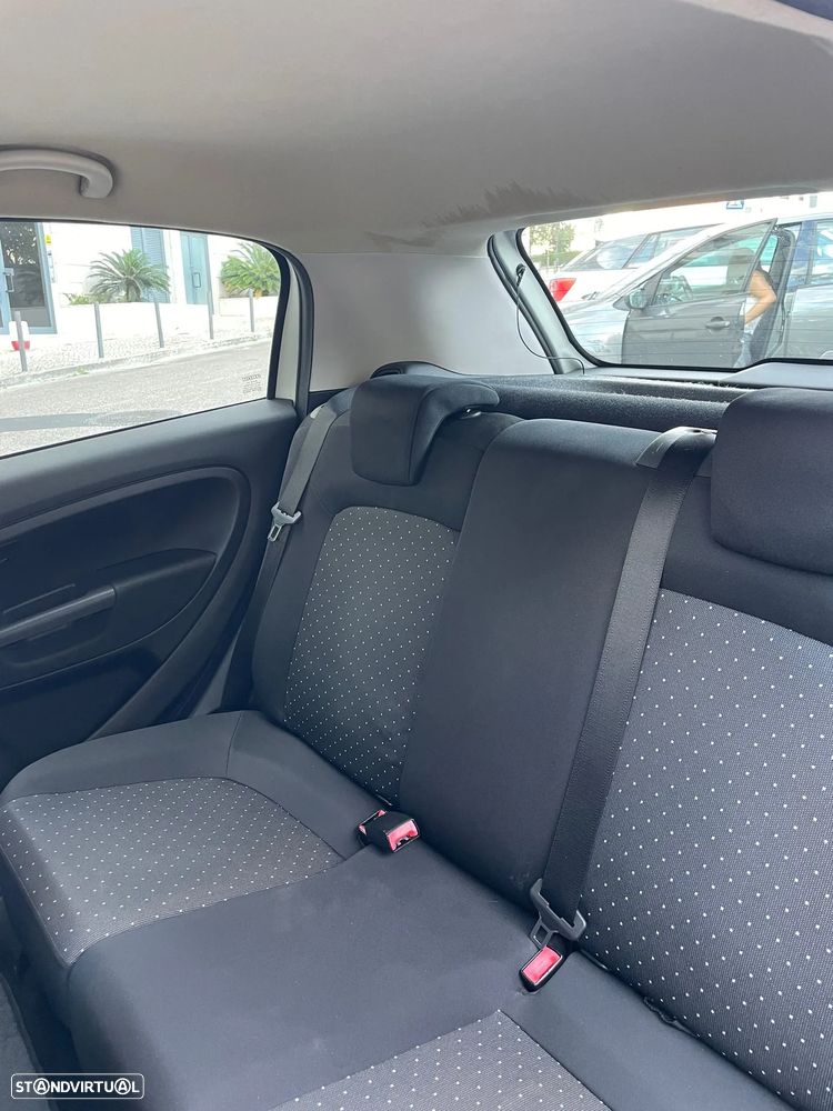 Fiat Grande Punto 1.3 M-Jet Active - 10