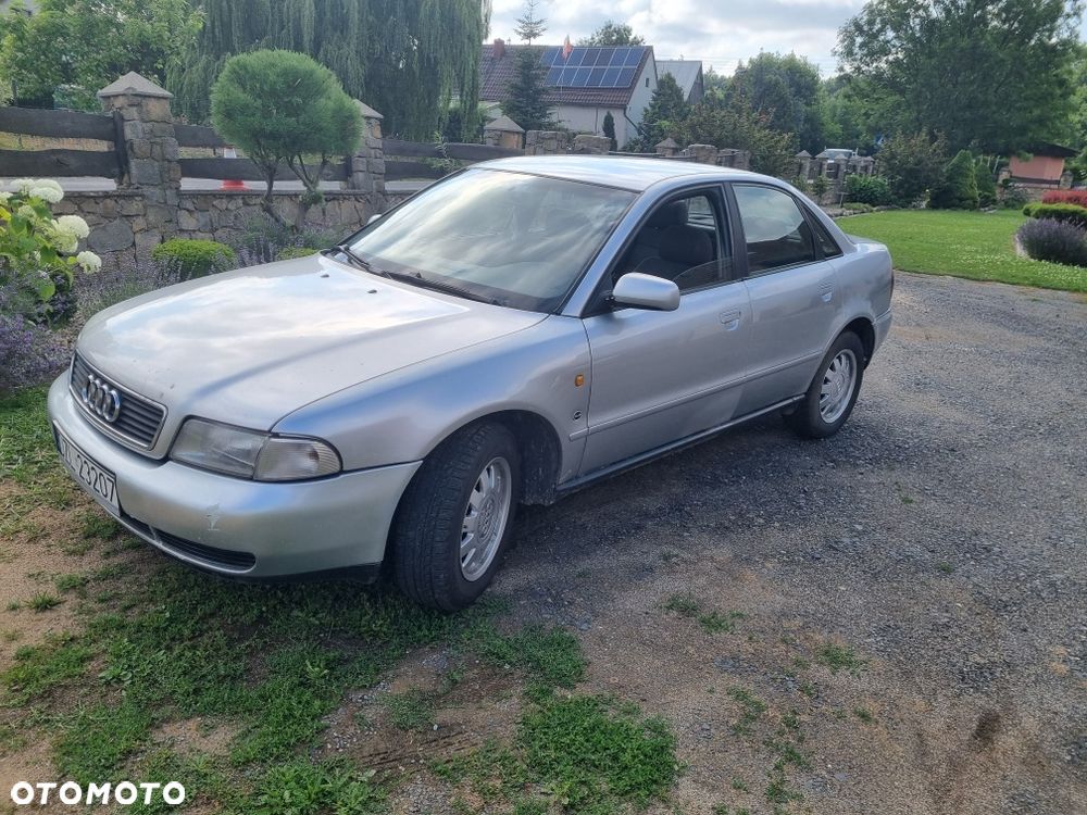 Audi A4 Limousine - 2