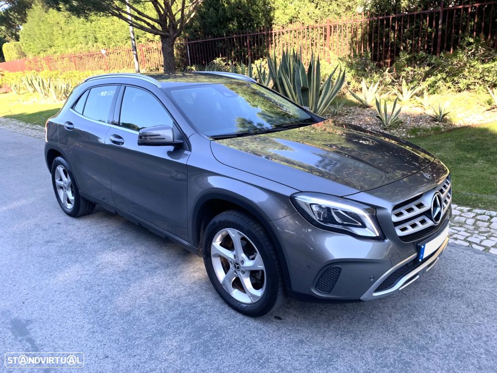 Mercedes-Benz GLA 180 d Urban - 25
