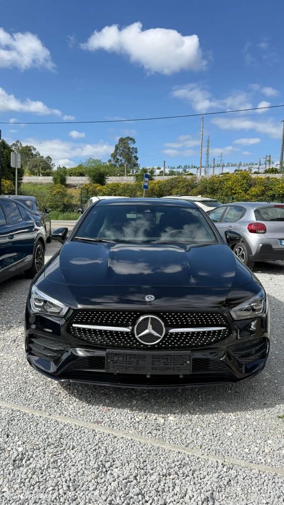 Mercedes-Benz CLA 250 e Shooting Brake AMG Line - 13