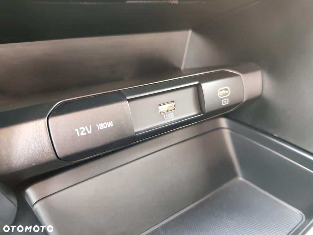 Kia XCeed 1.5 T-GDI M DCT - 25