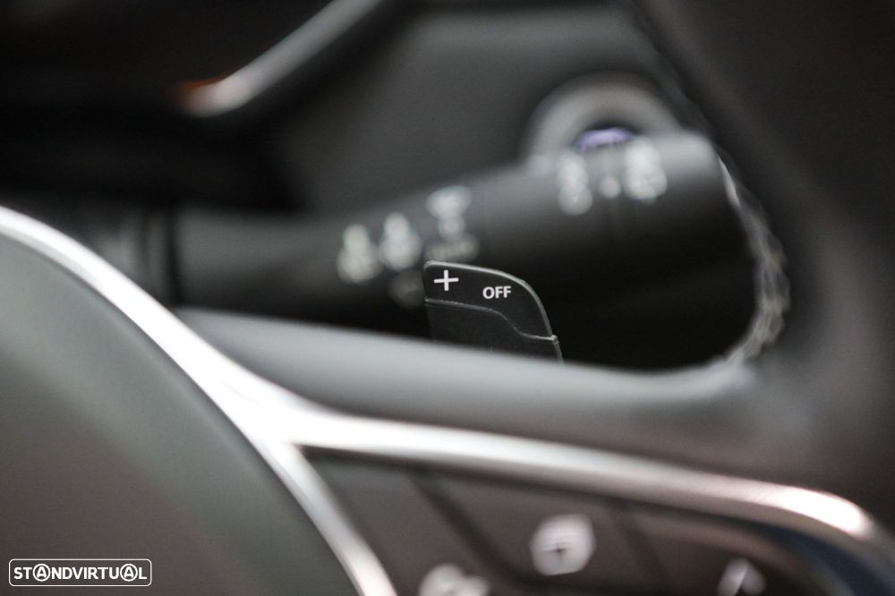 Renault Captur 1.3 TCe Exclusive EDC - 23