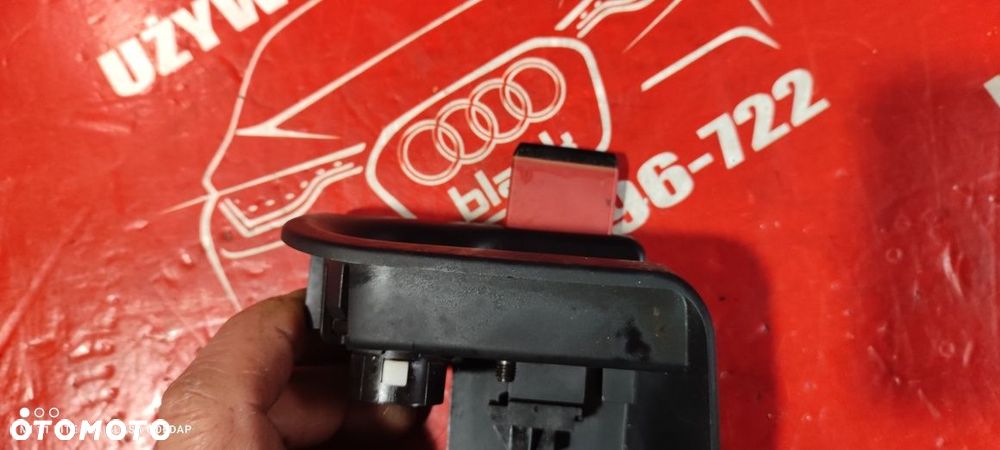 Obudowa Czarna Zamka Oparcia Strona Lewa Audi A6 C5 Blask Gołdap - 3