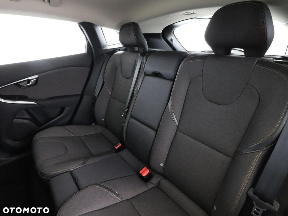 Volvo V40 Cross Country D3 Geartronic Linje You - 18