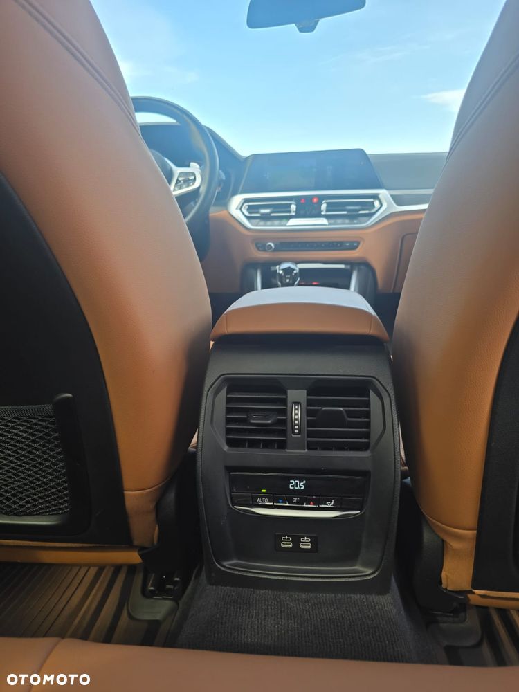 BMW Seria 3 330i xDrive M Sport sport - 10