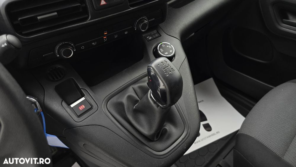 Peugeot Partner - 17