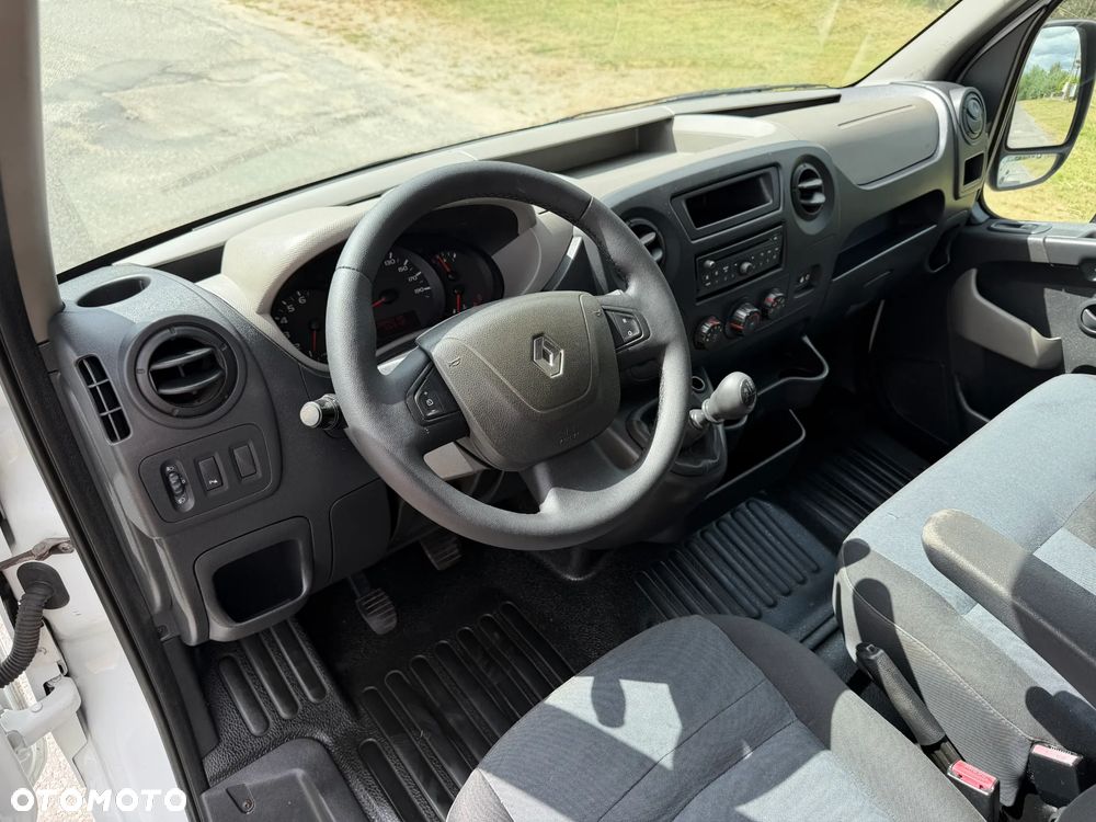 Renault Master * 2.3 / 125KM * L2H2 * Średni / Podwyższany * Furgon / Blaszak * - 29