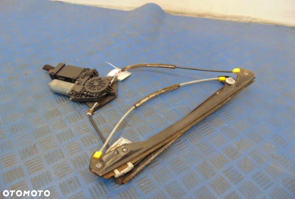 VOLKSWAGEN PASSAT B5 LIFT KOMBI PODNOŚNIK ELEKTRYCZNY SZYBY PRAWY PRZÓD - 1