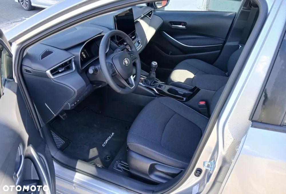 Toyota Corolla 1.5 Comfort - 6