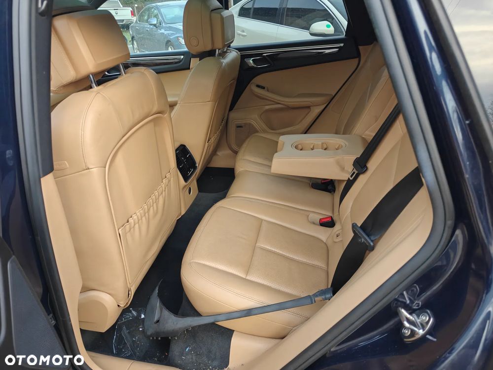 Porsche Macan S PDK - 29