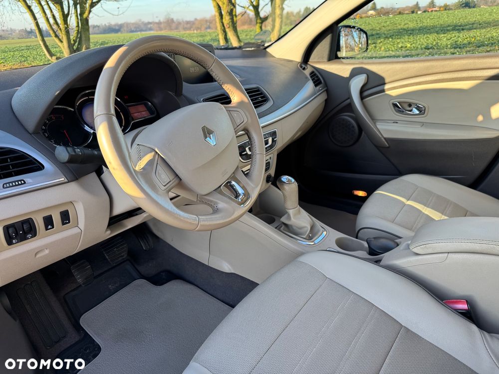 Renault Fluence 1.6 16V Life - 19
