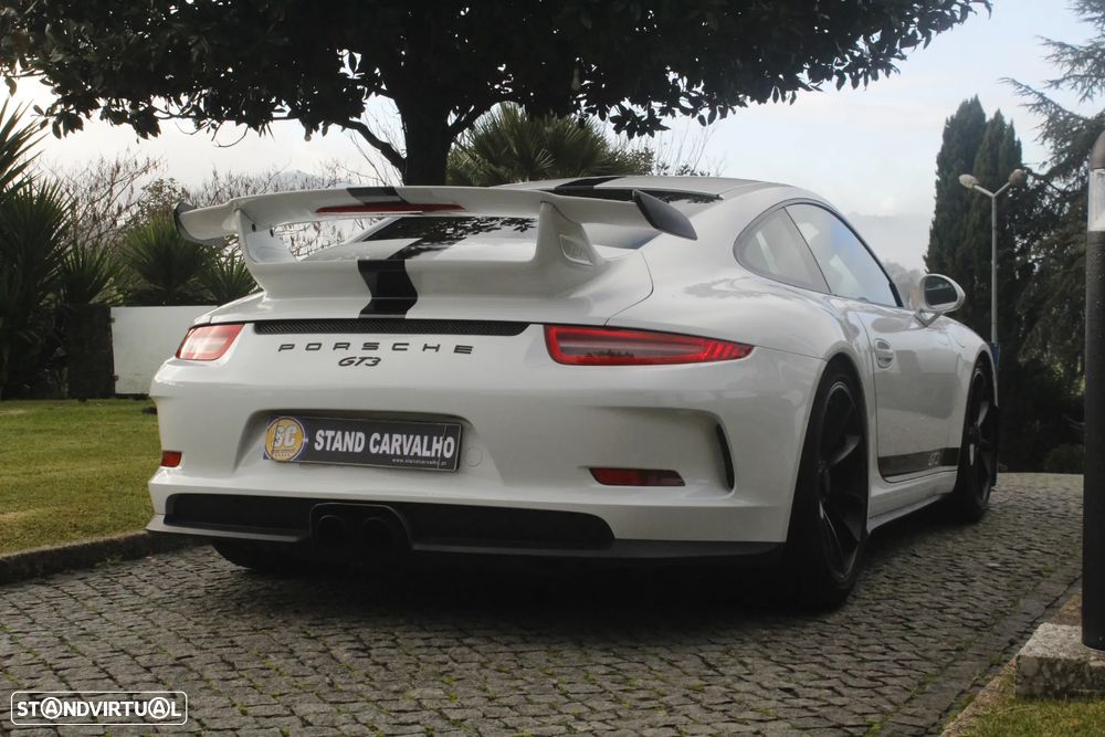 Porsche 911 Série F - 8