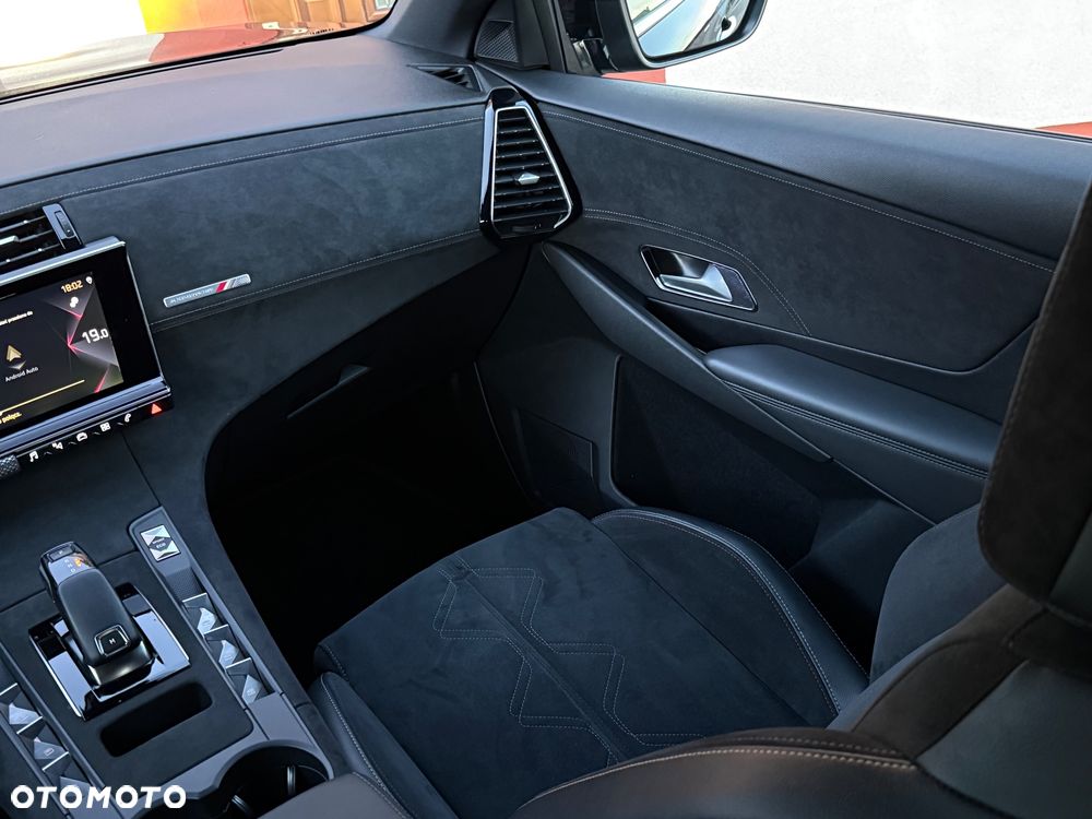 DS Automobiles DS 7 Crossback 1.6 PureTech Performance Line + - 14