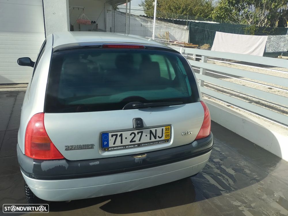 Renault Clio - 5