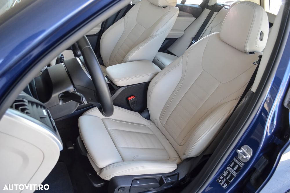 BMW X3 xDrive20d AT Luxury Line - 31