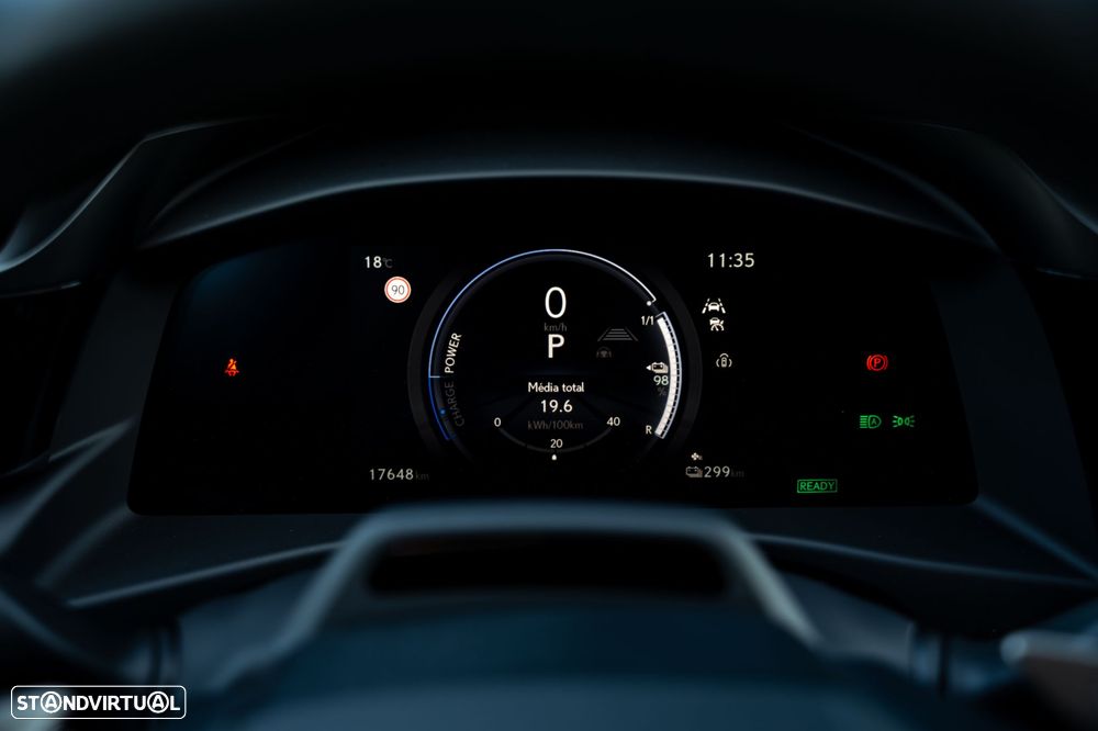 Lexus RZ 300e Premium - 18