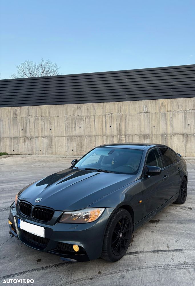 BMW Seria 3 318d - 16