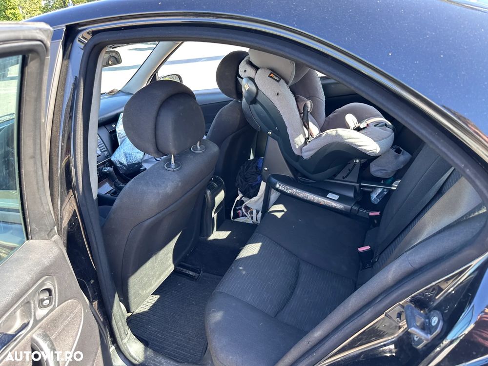 Mercedes-Benz C - 20