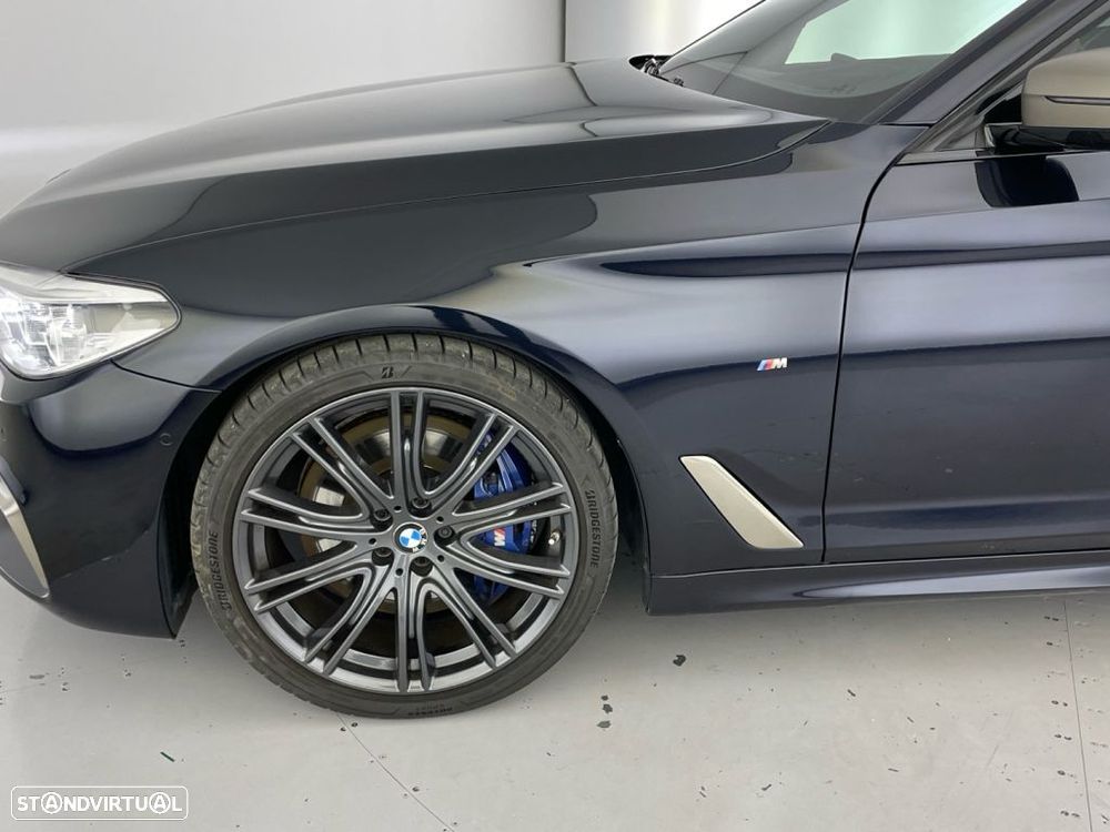 BMW 550 i xDrive Auto - 19