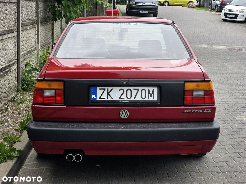 Volkswagen Jetta 1.3 GL - 7