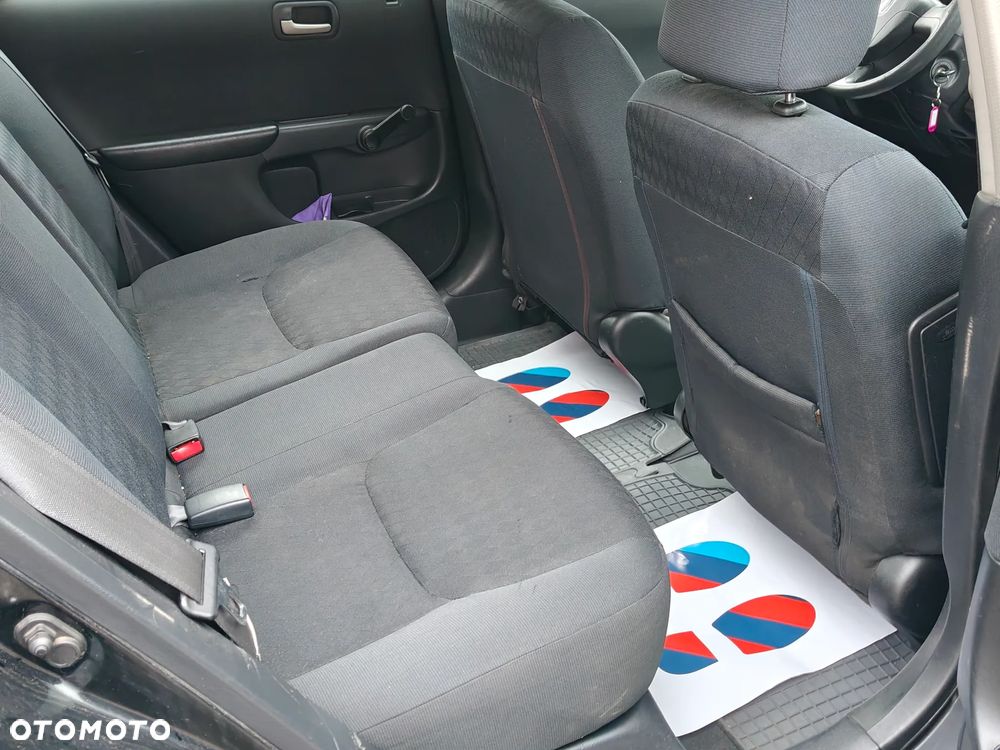 Honda Civic 1.6i LS - 18