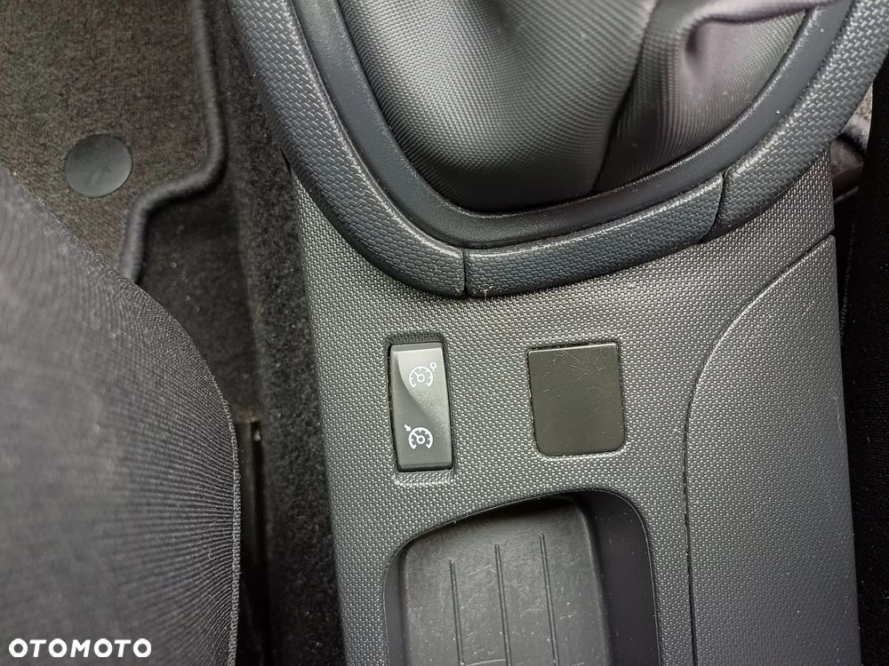 Renault Clio 1.2 16V 75 TomTom Edition - 34