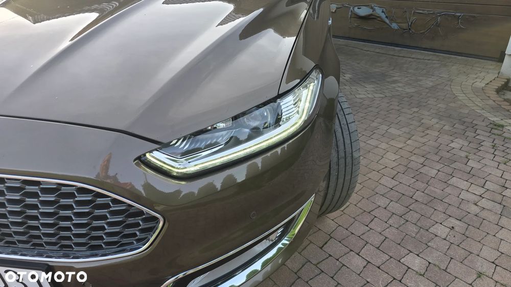 Ford Mondeo Vignale 2.0 EcoBoost - 16