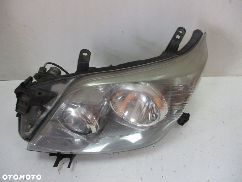 Lampa lewa Toyota Land Cruiser 150 14r xenon - 2