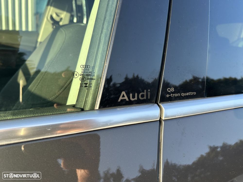 Audi Q8 e-Tron 55 quattro Advanced - 10