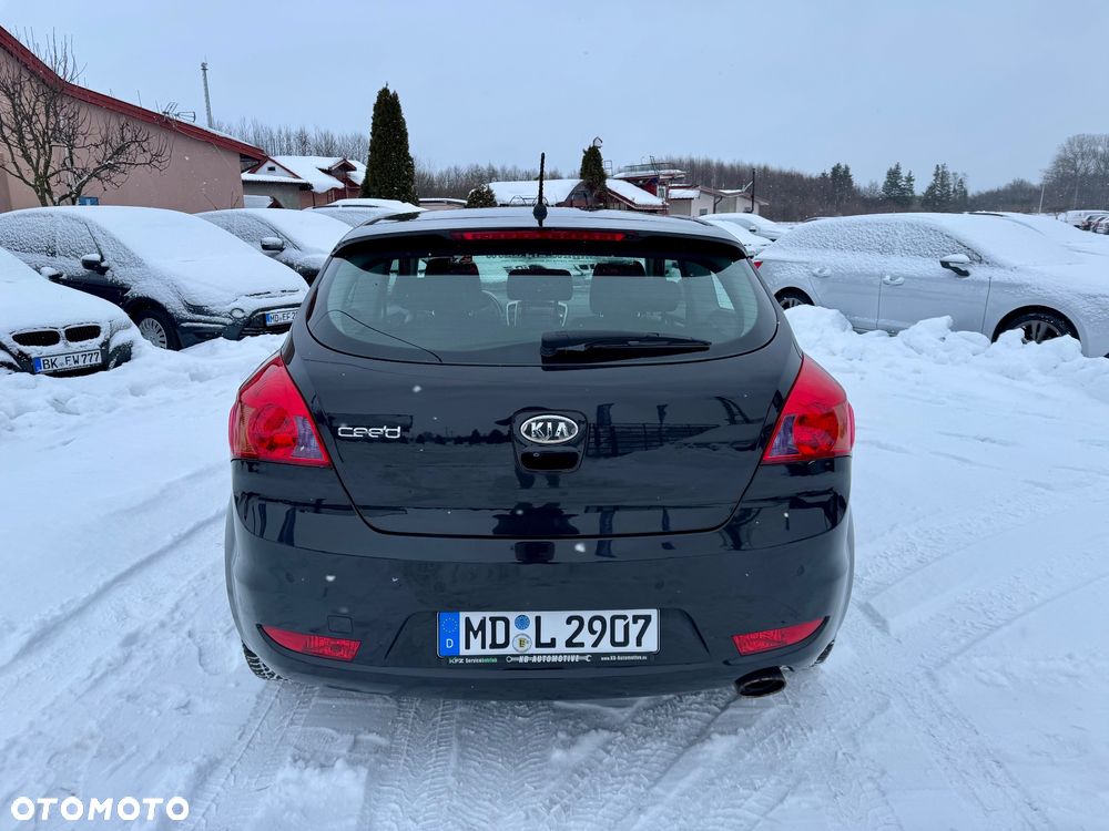 Kia ProCeed - 29