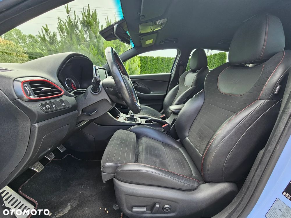 Hyundai i30 N 2.0 T-GDI Performance - 6