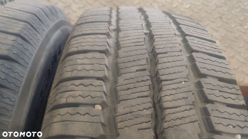 225.65.16c opony zimowe hankook topczewski team - 2