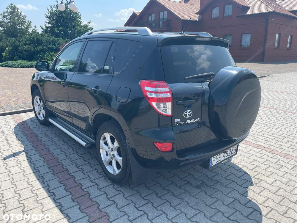 Toyota RAV4 - 5