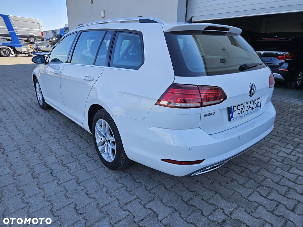 Volkswagen Golf 2.0 TDI (BlueMotion Technology) Highline - 17