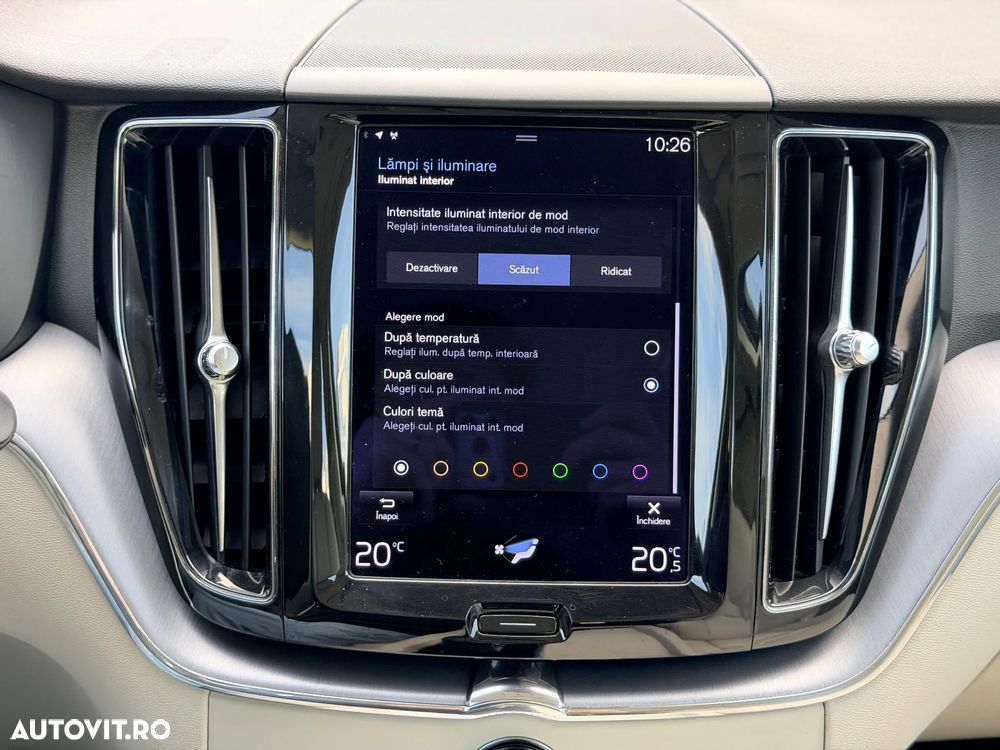 Volvo XC 60 B4 D AWD Geartronic Momentum Pro - 25