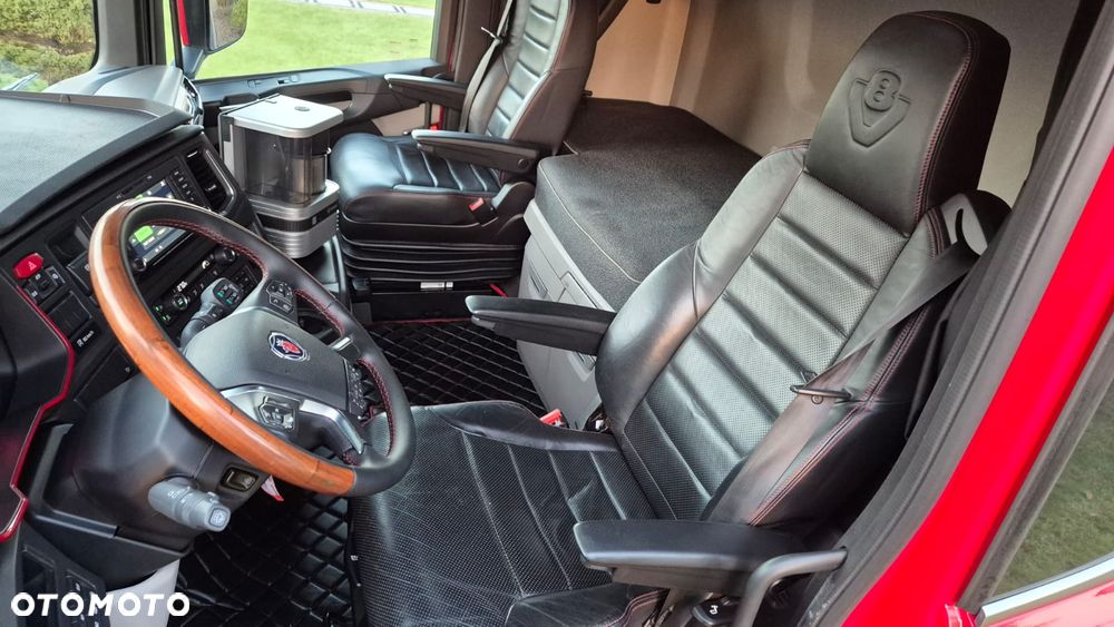 Scania SCANIA///S530///V8///2022///RETARDER/// FULL LED///KLIMATYZACJA POSTOJOWA/// ZABUDOWY MIĘDZYOSIOWE///WAGA/// SKÓRY///NAWIGACJA///BARDZO BOGATA WERSJA///STAN BARDZO DOBRY - 25