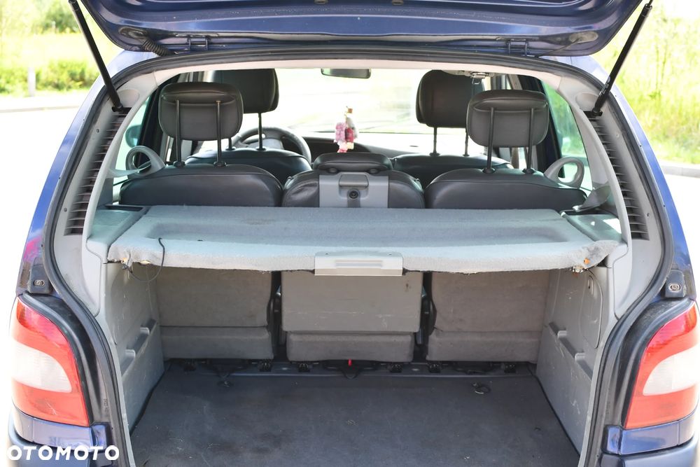 Renault Scenic - 8