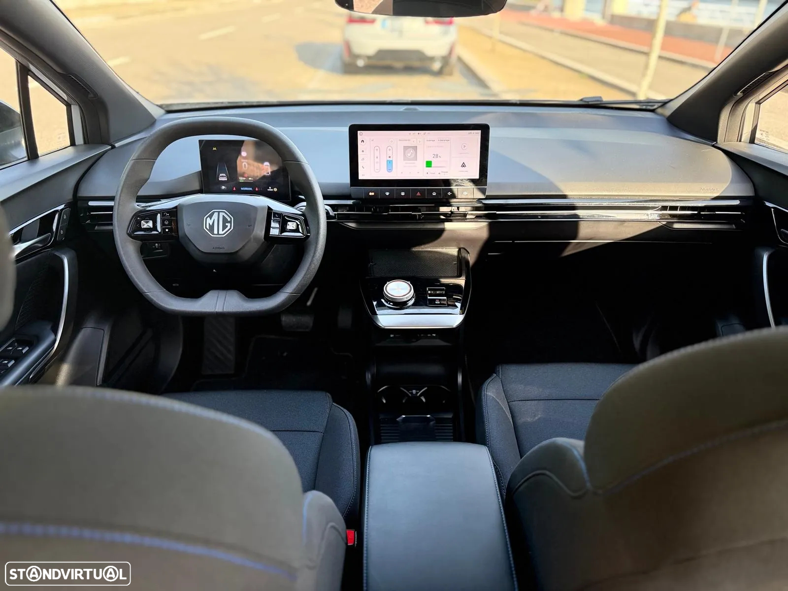 MG MG4 51 kWh Standard - 11
