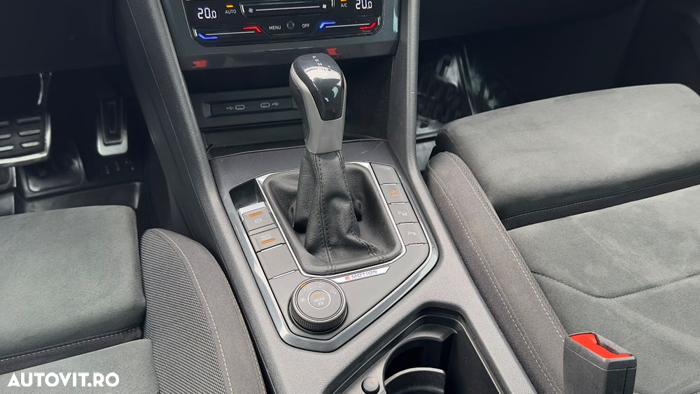 Volkswagen Tiguan 2.0 TDI SCR 4MOTION DSG Elegance - 20