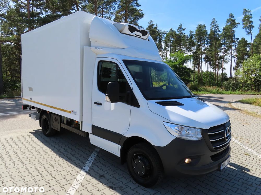 Mercedes-Benz Sprinter 519 CDI 190 KM Chłodnia Winda Załadowcza BÄR 750 Kg Agregat Zasilany Na Postoju 230 V Izoterma ACORD 3500 mm Dł. 6 Euro Palet Rozstaw Osi L2- 3665 mm, DMC 3500 Kg Tylne Koła Bliźniacze WZMACNIANY Stan Wizualny I Techniczny NOWY Tak Jak Z Taśmy Produkcyjnej Gotowy Dostępny OKAZJA POLECAM - 9