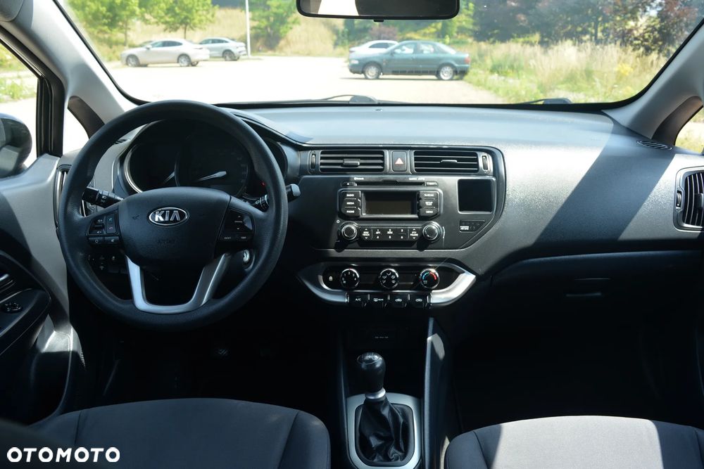 Kia Rio 1.2 Edition 7 - 8