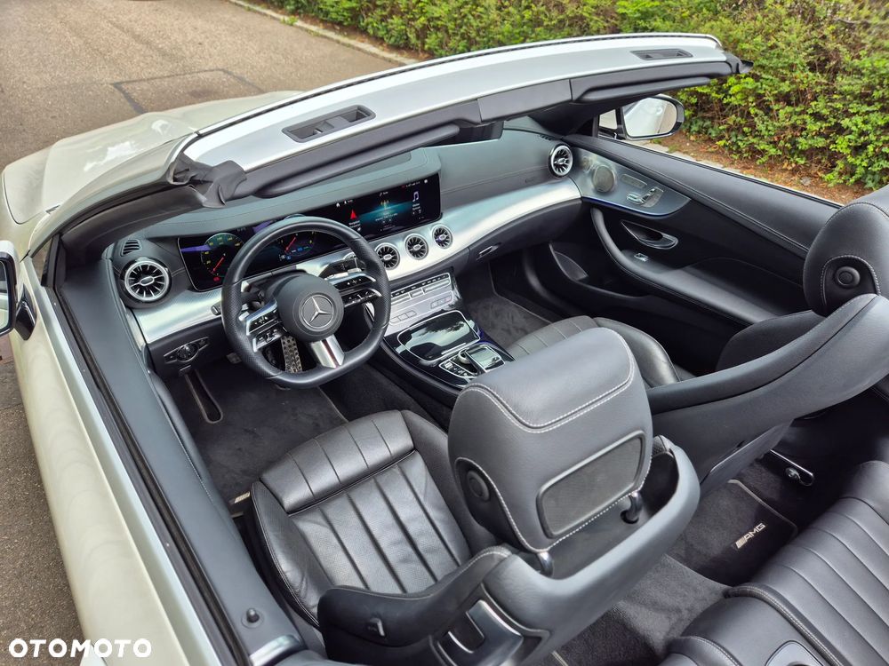Mercedes-Benz Klasa E 450 4-Matic AMG - 12