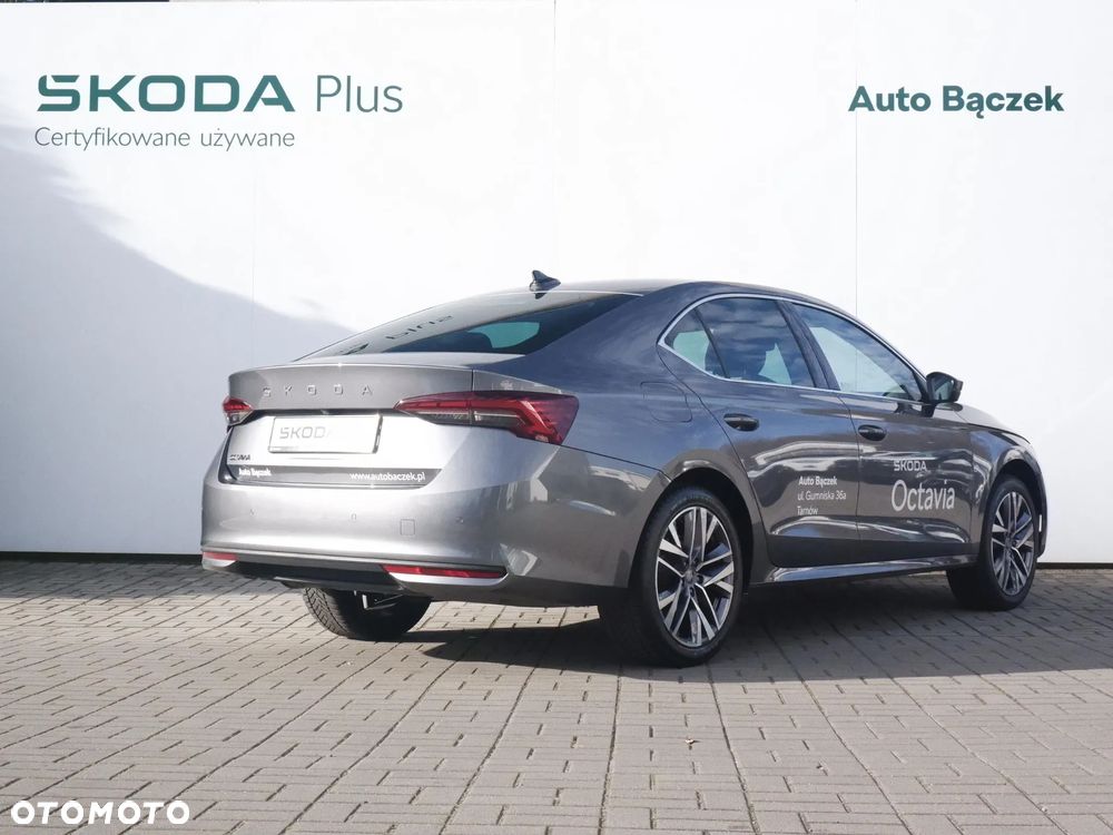 Skoda Octavia 1.5 TSI mHEV Selection DSG - 5