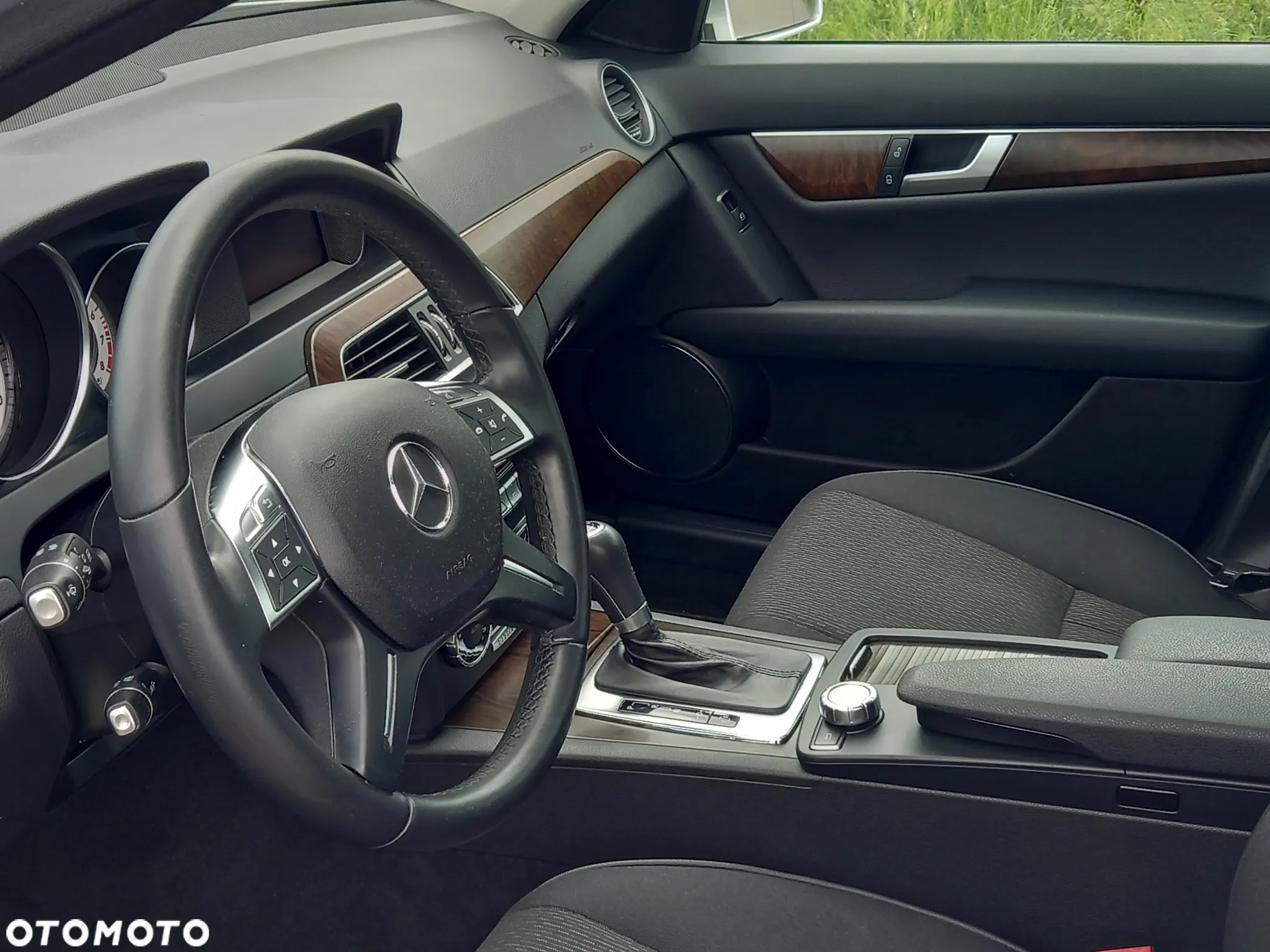 Mercedes-Benz Klasa C 200 T (BlueEFFICIENCY) 7G-TRONIC Elegance - 29
